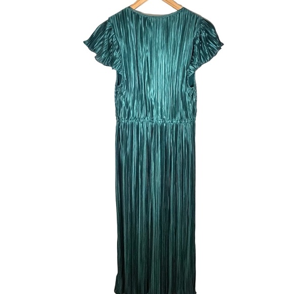 Wicked NWT UO Miranda Metallic Pleated Emerald Green Midi Dress Size Medium - Picture 7 of 12